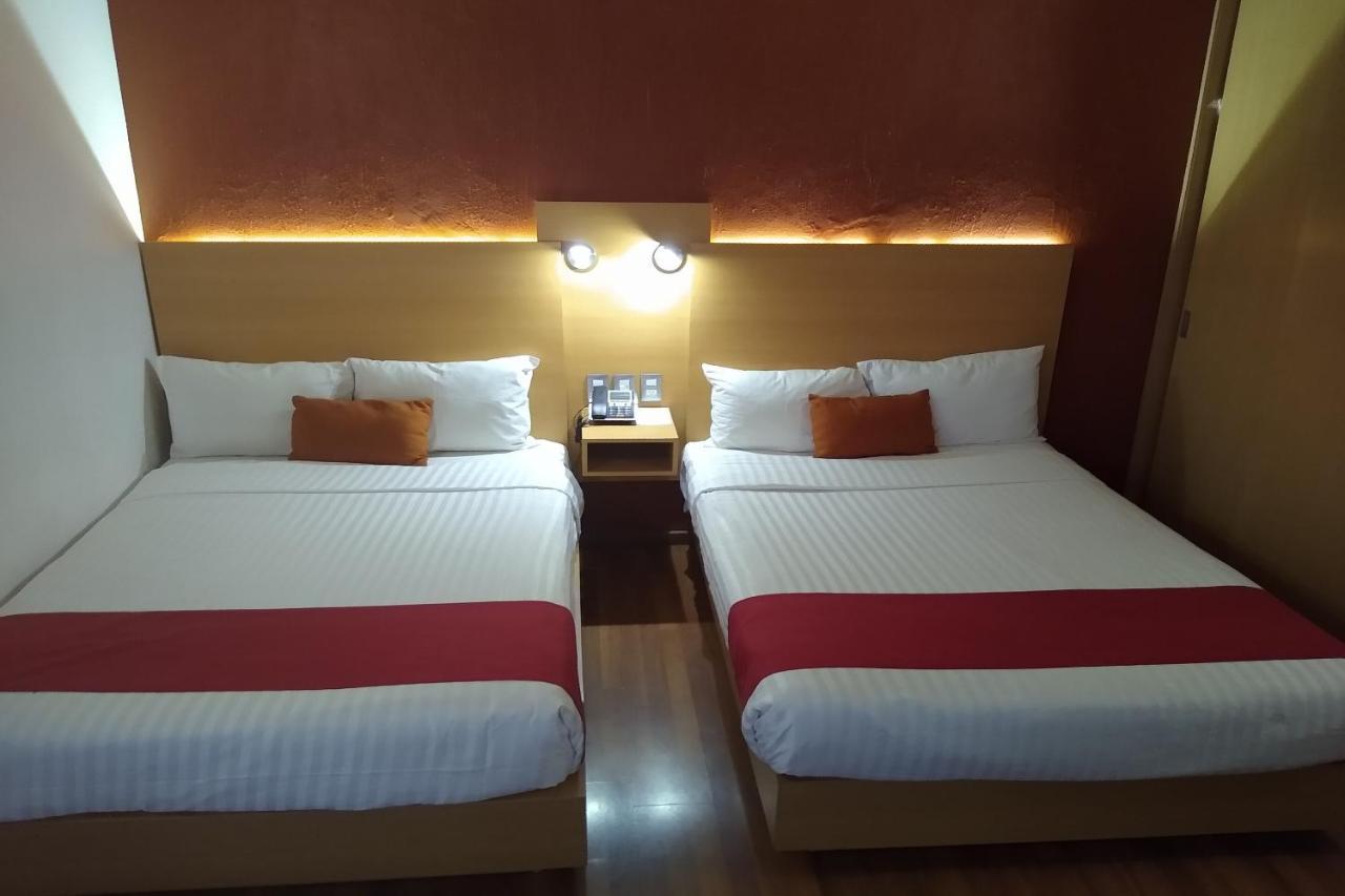 Hotel Villa Del Sol Expo Гвадалахара Экстерьер фото